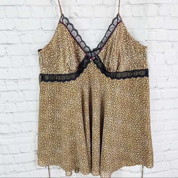 Gilligan & O'Malley Other - Gilligan & O'Malley Leopard Print Lace Chemise